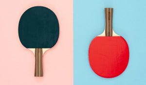 Le bois d'une raquette de ping-pong aura un impact sur votre manière de jouer !