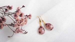 bijoux en resine