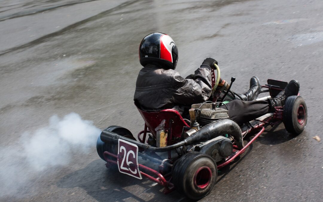 Pourquoi un casque FIA homologué est-il indispensable pour la compétition automobile ?